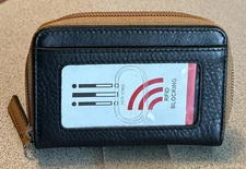 ILI Genuine Leather 2 Tone Zip Around Pouch In Black/Camel  With RFID