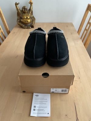 UGG, W Tazz ll, Clogs, EU Gr. 40, UK 7, Plateau, Lammfell, schwarz, NEU