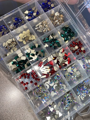 600 PCS Mixed Size And Color Nail Art Rhinestones Crystal AB Stones Box Kit - 第 5/6 張圖片
