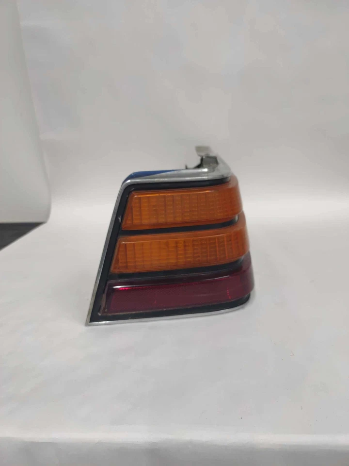 1984-88 Pontiac 6000 LH Tail Light Assembly 16505477 - Image 2 of 4