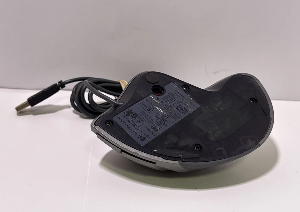 Logitech Trackman Wheel Mouse Optical T-BB18 WORKING 804360-1000/Read - Image 3 of 4