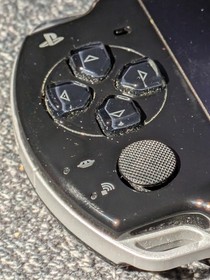 Sony PSP-2001 Slim Black Console w/Case, AC Power, 2GB Memory Stick Duo, TESTED