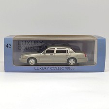 Lincoln Town Car 1/43 Rare Item Age14+