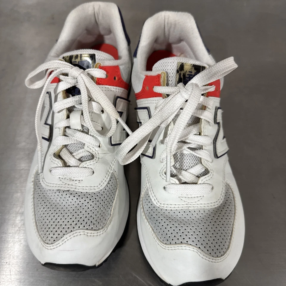 Zapatos para mujer New Balance WMNS 574 2021 'White Ghost Pepper' talla 8 de Estados Unidos Foto 2 de 4