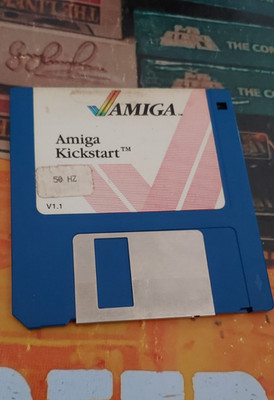 Kickstart (1986) Commodore Amiga (Disk) 500 works 16-bit classic DEFEKT