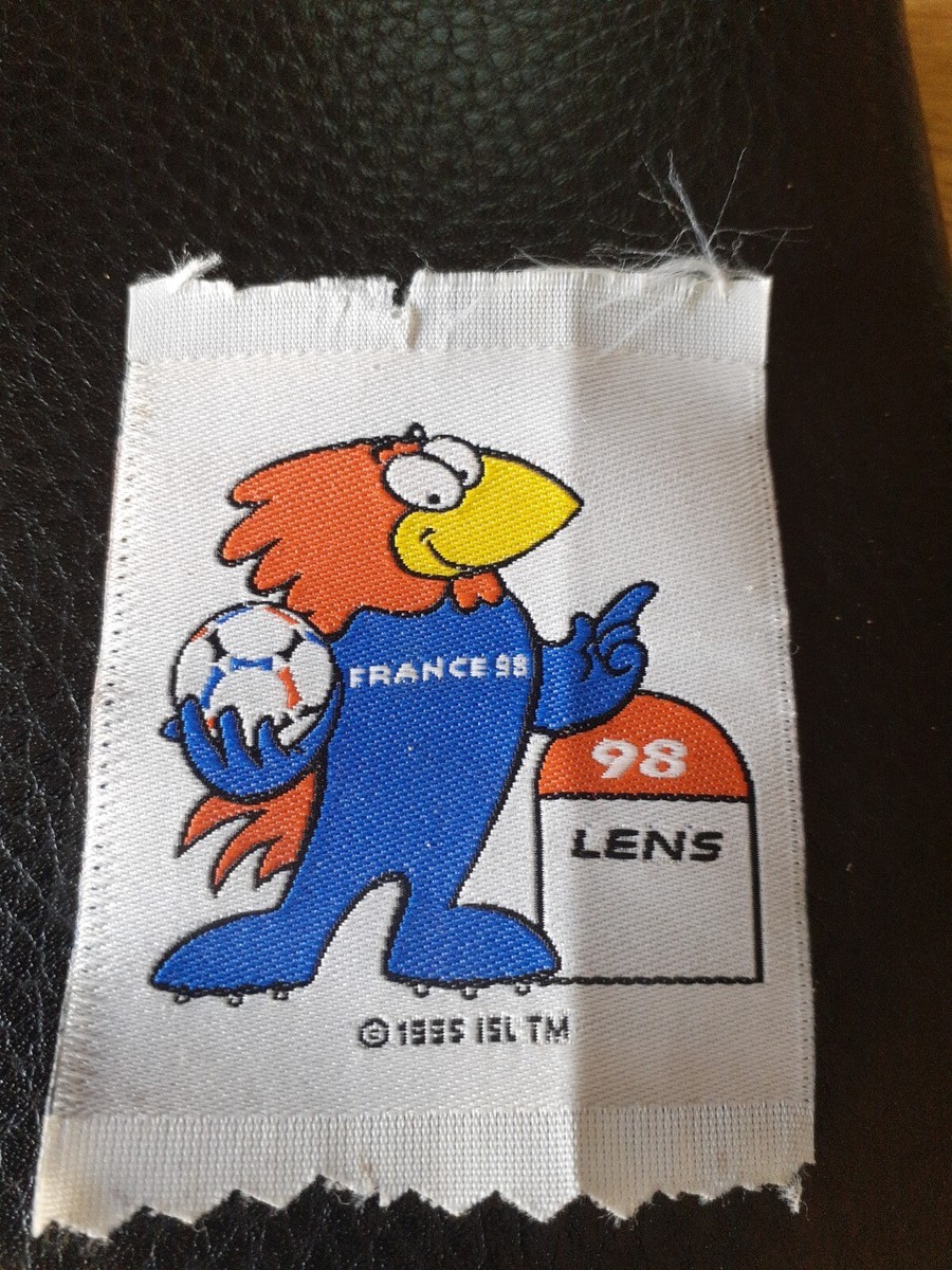 ECUSSON PATCH FOOTIX COUPE DU MONDE 1998 (ÉCU 47