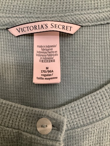 Victoria’s Secret Long Sleeve Tee in Mint Women’s Size Medium Embroidered Logo - Picture 5 of 21