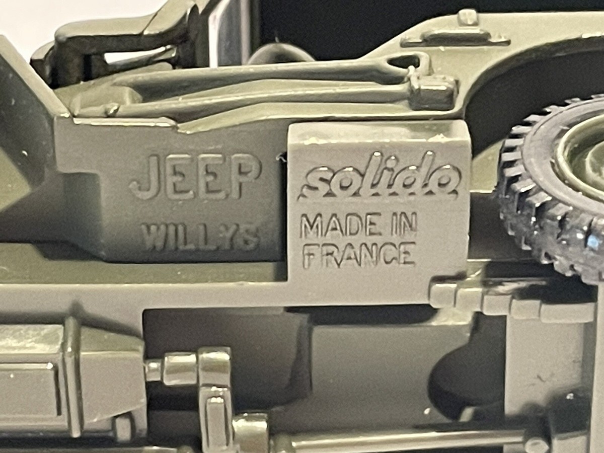 Solido 1/43 Jeep Willys Avec Remorque - Vert Militaire - Réf 6048 - Made In France
