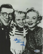 GLORIA HENRY SIGNED 'DENNIS THE MENACE' 8x10 PHOTO B ACTRESS BECKETT COA BAS