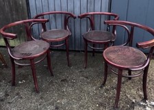 Un set 4 sedie con braccioli Cosmos/Honet Gropius goffrate legno curvato art deco antico