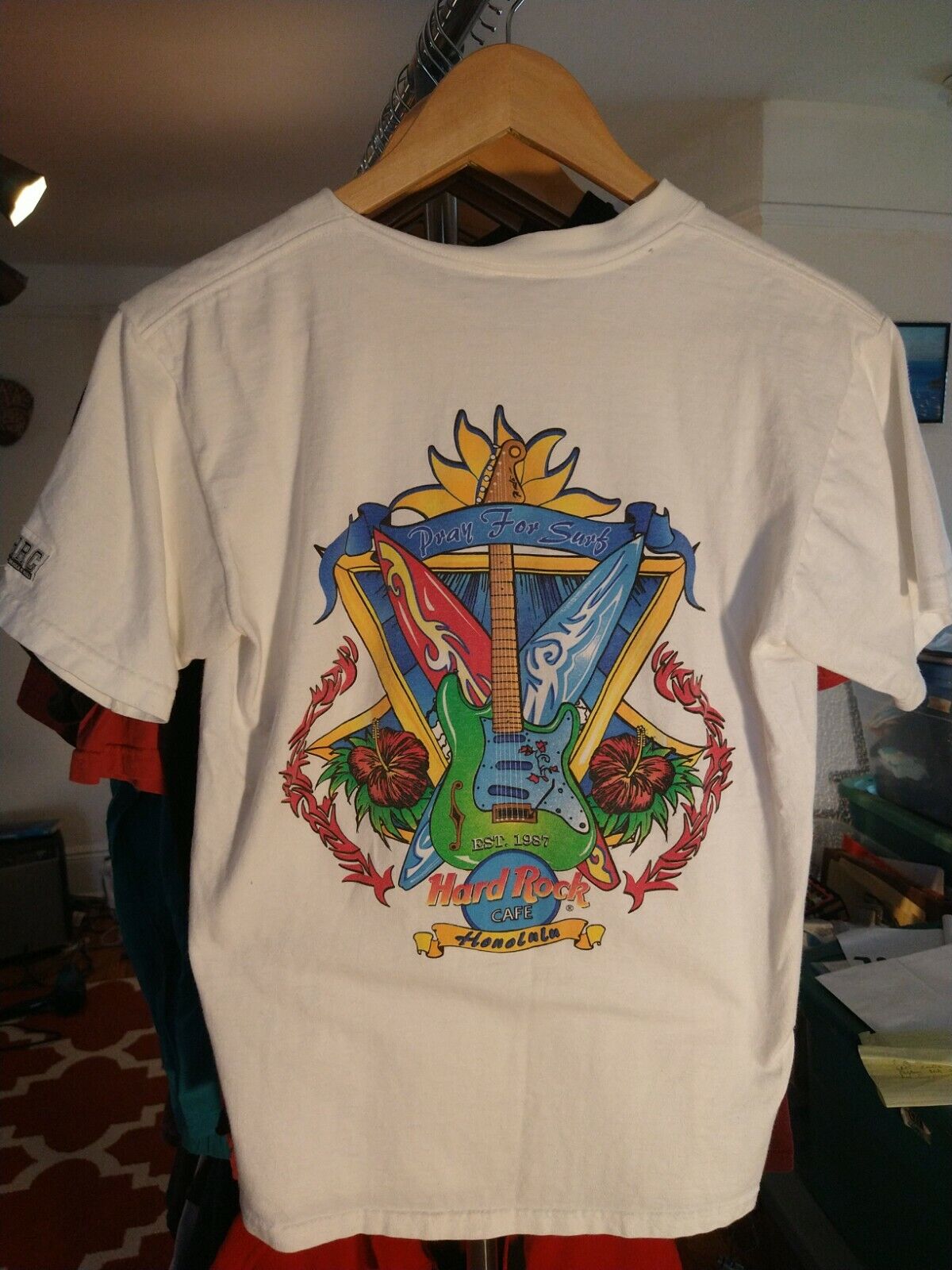 Vintage hard rock cafe t shirt Honolulu Made In USA S aloha unisex 