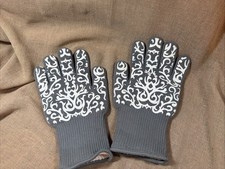 Temptations By Tara Oven Mitts