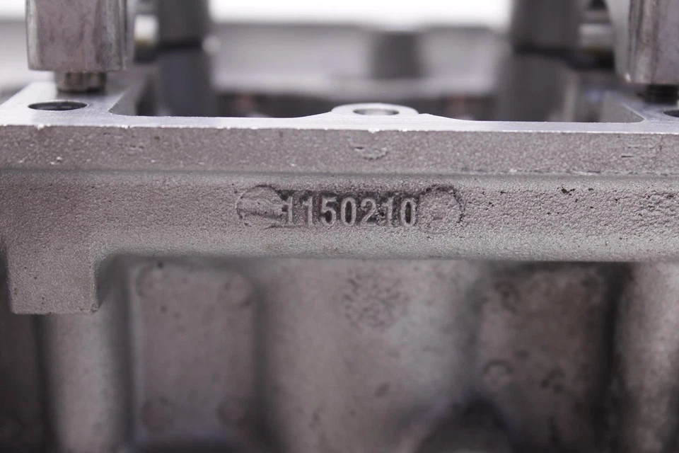 2005 Triumph Speed Triple Oem Engine Top End Cylinder Head T1150210 EB1 Foto 3 de 4