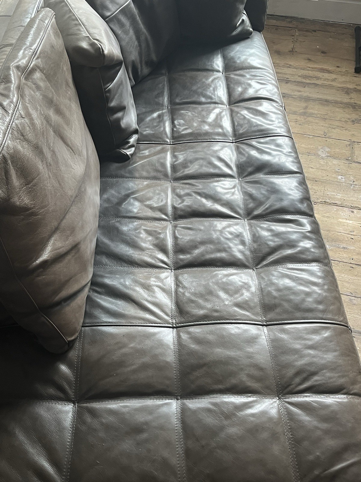 Natuzzi U Shape Sofa Can Be Split Into 2 Separate Sofas Or Use Together
