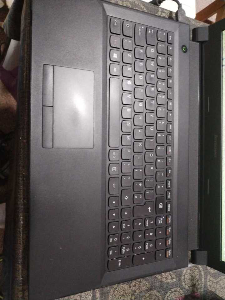 Lenovo B50-80 Laptop, photo 2 of 5