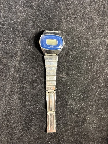 Vintage Timex Digital LCD Retro Mens Wrist Watch Silver/Blue Tone Untested As Is