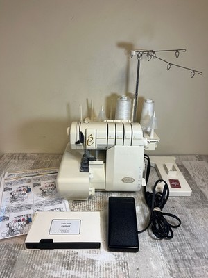 Baby Lock Evolve BLE8 8 Serger W/ Workbook, Extras,  Manuals - Tested Excellent