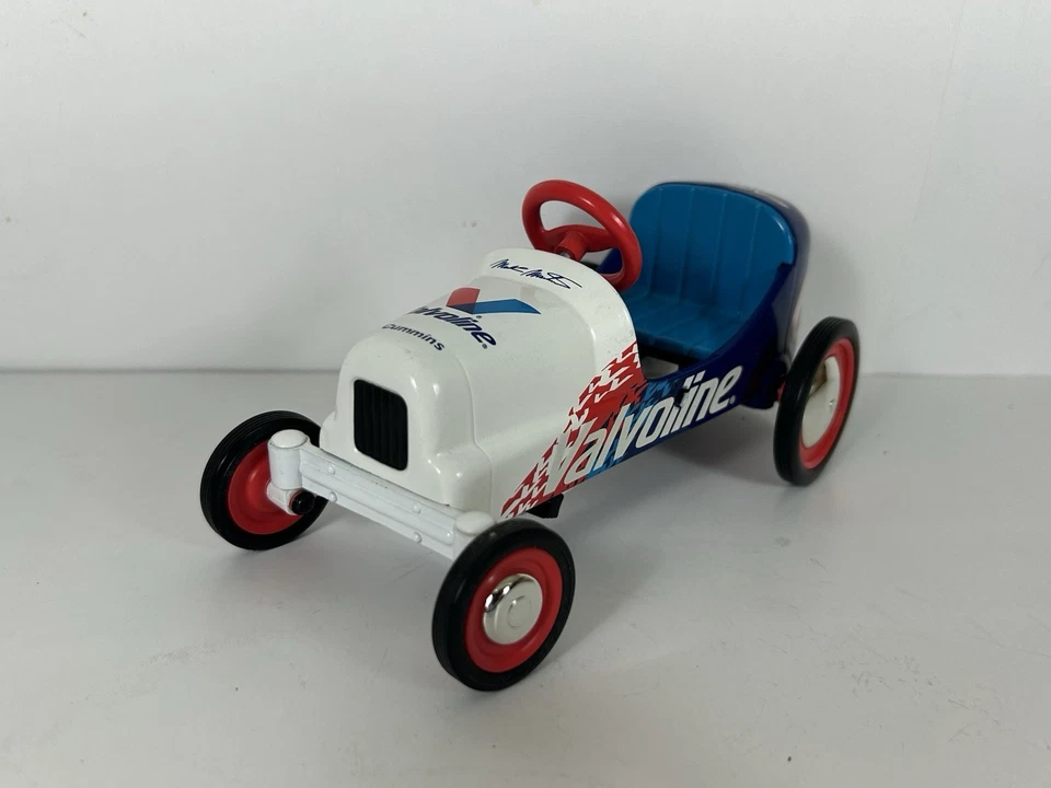 Valvoline Racing Mark Martin 1947 Pedal Car Racer Diecast Bank 1:6 Scale - Image 3 of 4