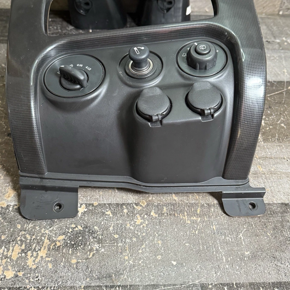 GMC Envoy 2002-2008 radio tablero ventilación bisel control de clima gris tostado OEM 15064027 Foto 4 de 4