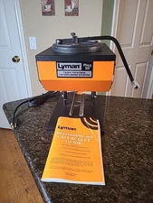 Lyman Mag-20 Electric Furnace 110 Volt Lead Melter Bullet Molds