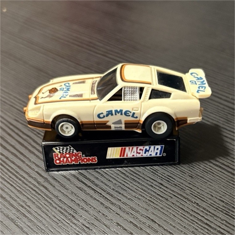 Racing Champions NASCAR Camel GT HO Scale Slot Car with Display Stand