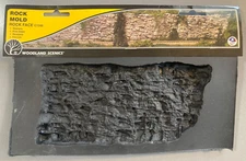 Woodland Scenics C1248 Classic Rock Mold Rock Face