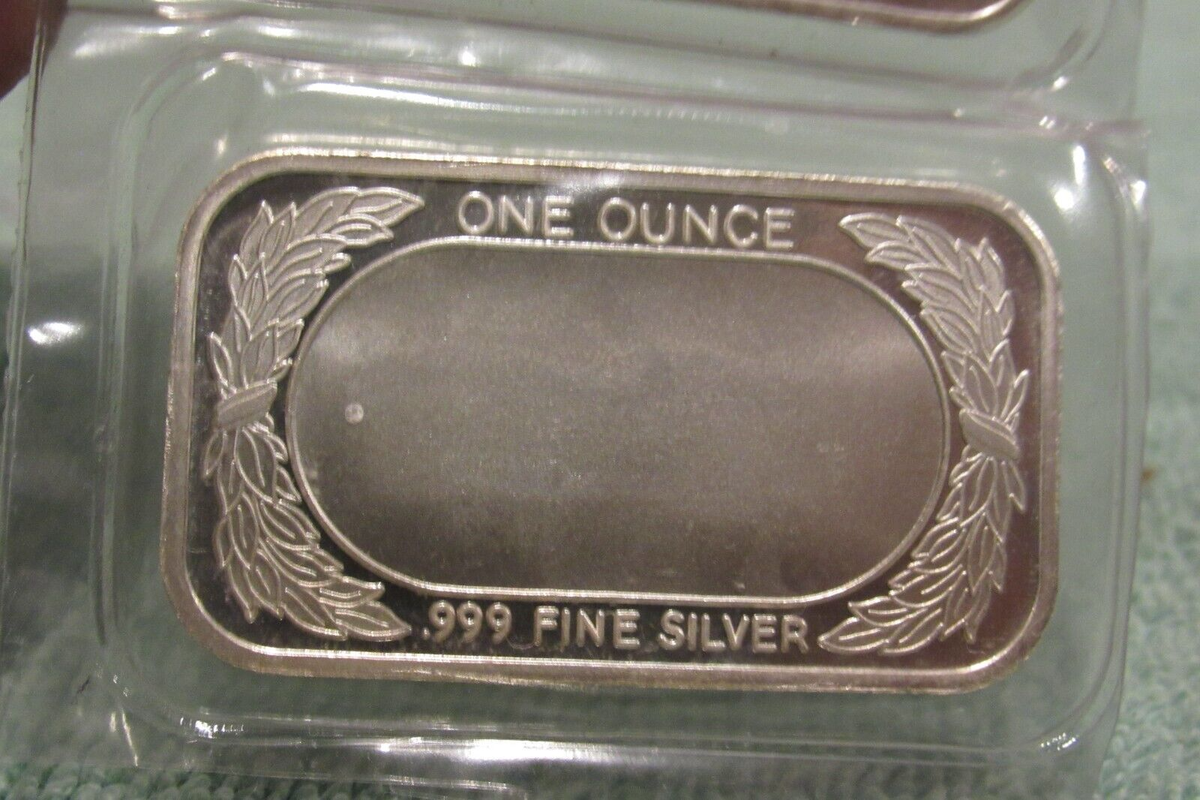 Vintage Cadillac Allante 1 Troy Oz .999 Silver Bar - Silvertowne