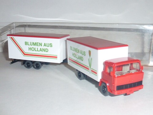 0302-Wiking Magirus Deutz camión con remolque "Blumen aus Holland"    1/87 | Zustand: Usado