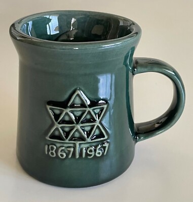 1967 CANADA CENTENNIAL Forest Green Ceramic Souvenir COFFEE MUG 424  Very Nice !