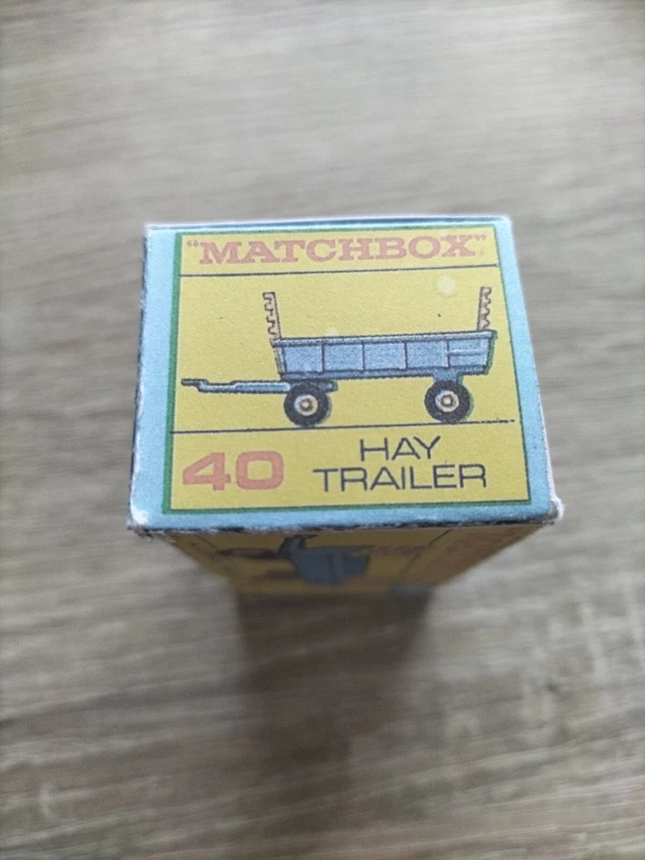 Matchbox Regular Wheels No40 Hay Trailer  - Replica / Copy Box only - Image 3 of 3
