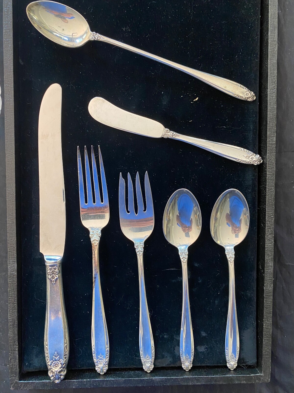 Picture 1 of 3