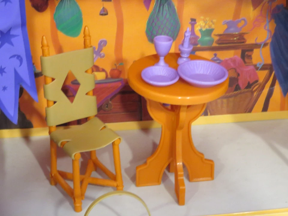 老式巴黎圣母院Esmerelda吉普赛节日帐篷玩具套装662 — 第 4/4 张图片