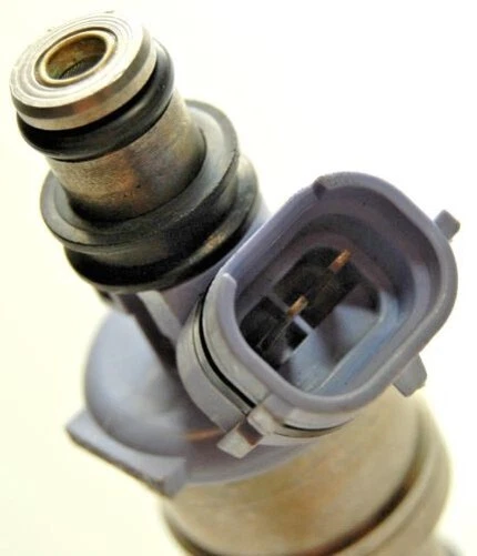 INYECTOR DE COMBUSTIBLE 23250-50010 DENSO PARA TOYOTA LEXUS SUPRA LS400 1UZFE V8 32v 90-93 Foto 3 de 4