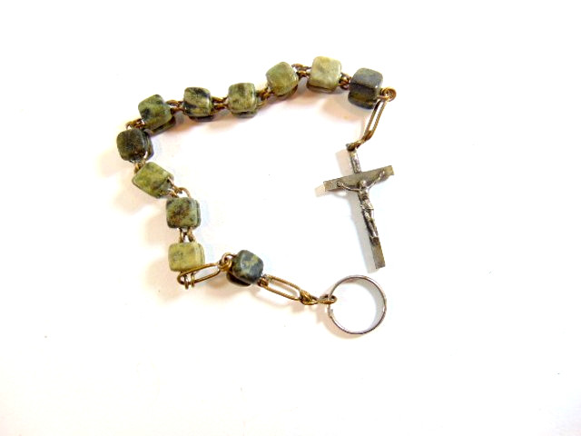 Pre-owned single decade Rosary with Crucifix with green marble beads