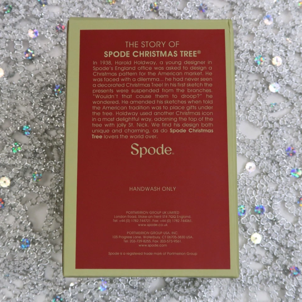 Spode Christmas Tree Nutcracker Salt & Pepper Shakers Holiday Set 4.5" Brand New - Image 3 of 4