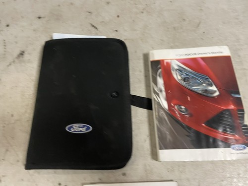 Ford Focus Handbook Owners Service Document Case Wallet Book Pack MK3 2011-2014 - Picture 4 of 8