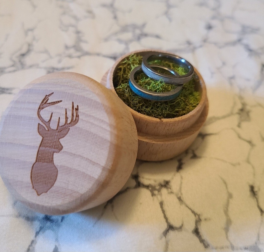 Size 6 Two Stackable Rings - image 1