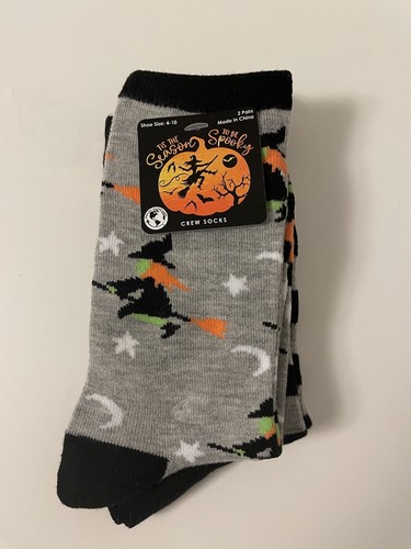 NWT Two Pack Halloween Crew Socks Gray Black Witches Striped Sz 4-10 New Novelty - 第 1/4 張圖片