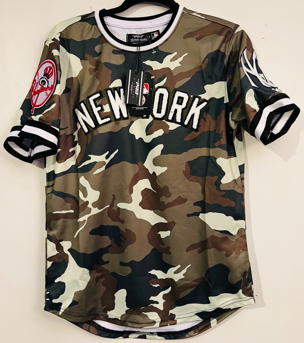 Pro standard New York Yankees Camo Jersey Small Embroidered Patches  Pullover MLB