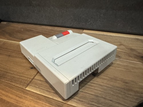 Nintendo Famicom AV Top Loader Family Computer Console OEM + Dog Bone Controller - Picture 5 of 14