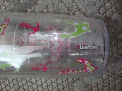 Tervis Becher 16oz. & weißer Reisedeckel, transparent mit grüner & rosa Ankerfolie - Bild 4 von 4