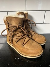 Ugg Lodge Boots Size 7 Chestnut