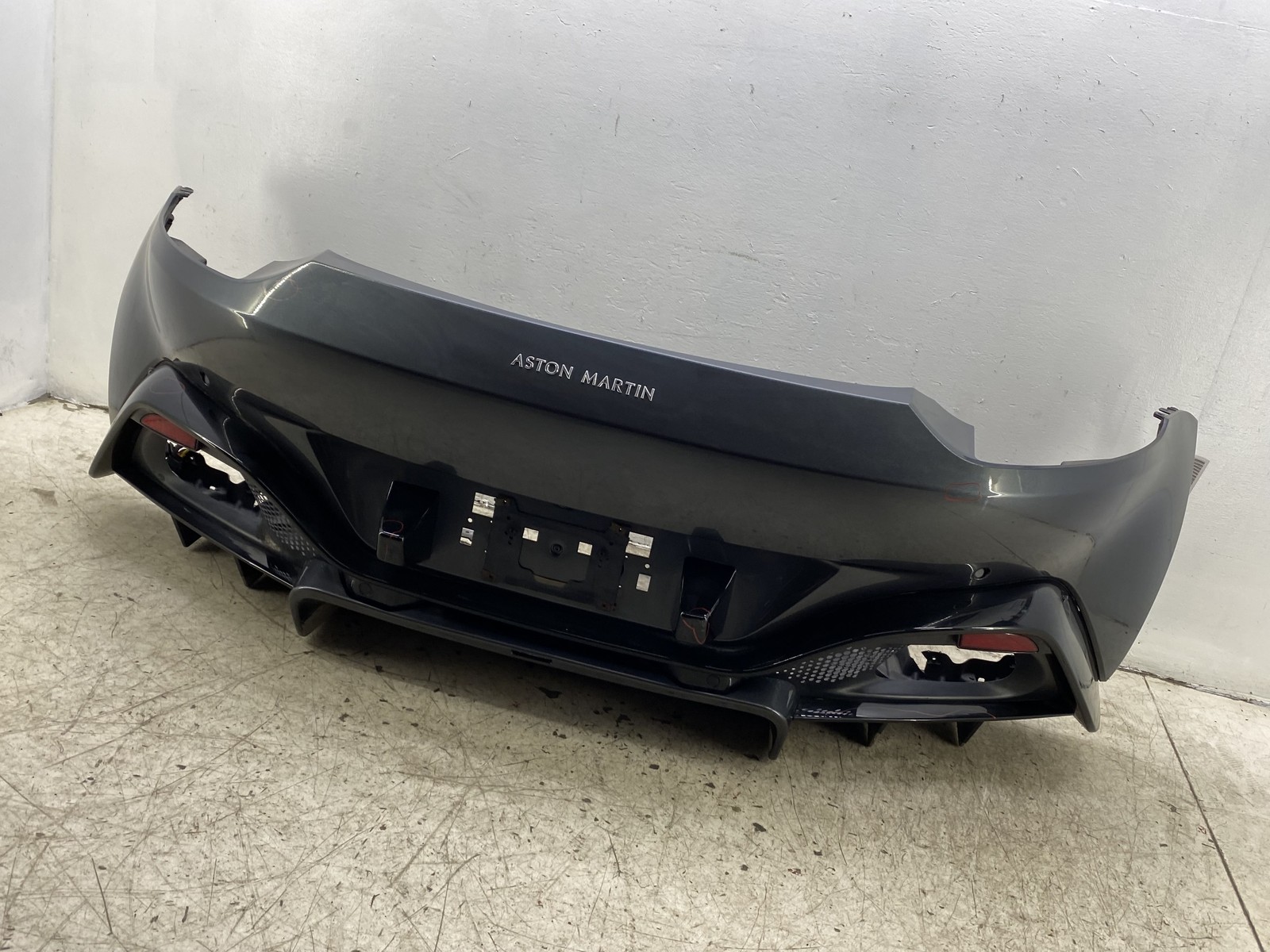 2019-2023 ASTON MARTIN VANTAGE COUPE REAR BUMPER COVER W/PARK ASSIST *SCUFFS*
