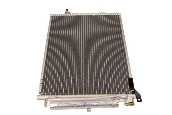 Condenseur climatisation MAXGEAR AC864852 haute performance thermique pour remplacer l'élément OE