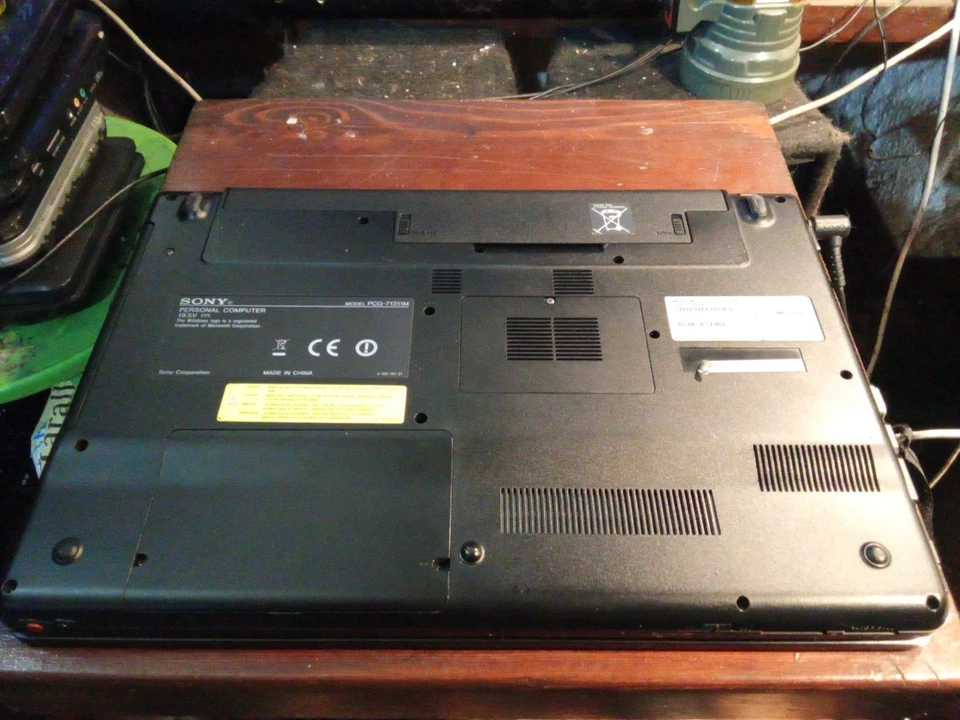 💻 Sony VAIO PCG-71311M – Intel i3 / 4GB RAM / 300GB HDD – Buono Stato - Immagine 3 di 4