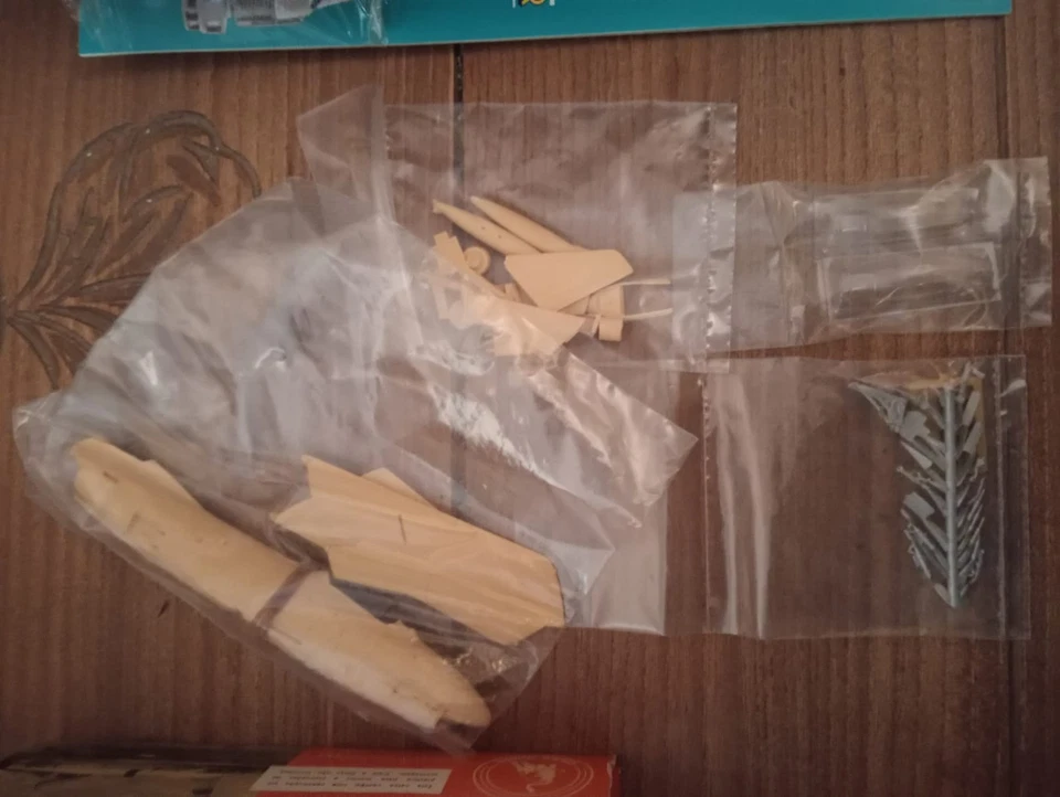 Tauro Model TM R801 North American FIAT F-86 K SABRE AEREO KIT 1:72 RESINA - Immagine 3 di 4