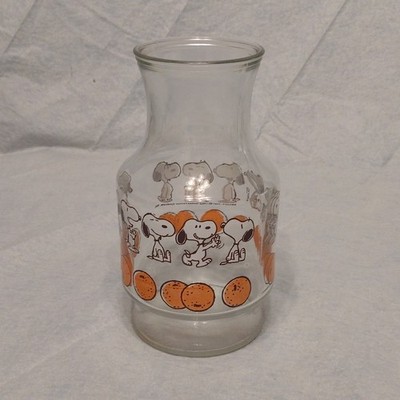 United Feature Syndicate Snoopy Peanuts Glass Jug Orange Cartoon Design 1958
