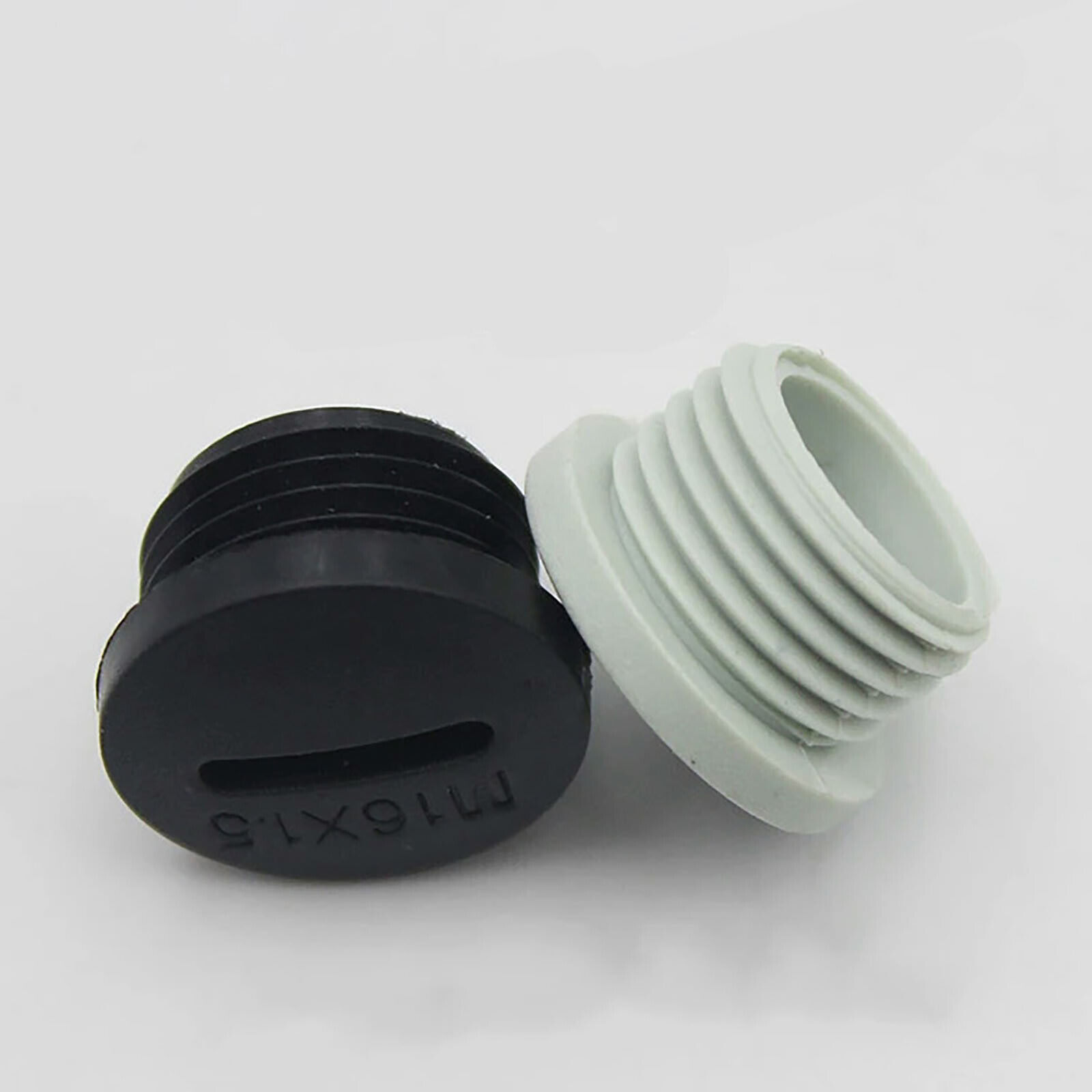 Plastic stopper, 20x24 mm