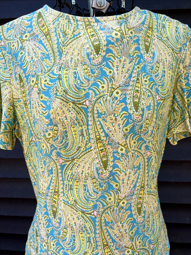 Women’s VTG 50-60’s Dress Paisley 38” Bust Form Fitting NICE Silky - Picture 3 of 15
