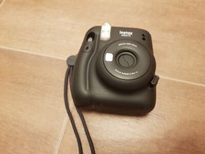 Fujifilm instax Mini 11 Sofortbildkamera in Farbe schwarz